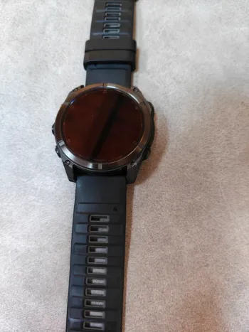 Used Garmin Fenix 8 bike — image 3 of 4