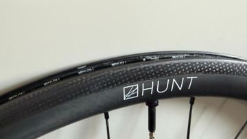 Gebrauchtes Hunt 36 Carbon Wide 2024 bike — Bild 5 von 7