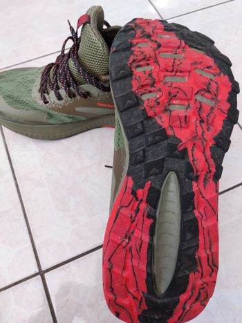 Tweedehands New Balance DynaSoft Nitrel V5 bike — afbeelding 2 van 6
