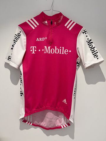Tweedehands Adidas T-Mobile Jersey 2004 bike — afbeelding 1 van 2