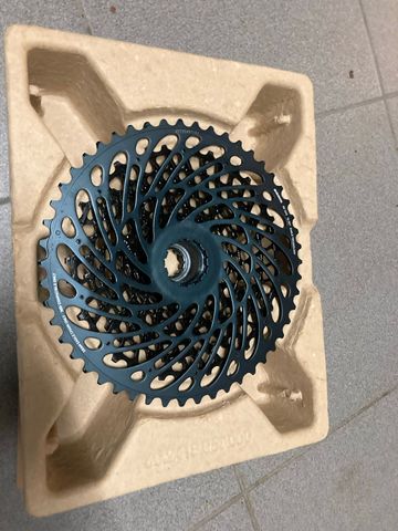 Sram XG-1295 10-50 Drivetrain & Pedals usato
