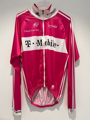 Used Adidas T-Mobile Windjacke 2006 bike — image 1 of 2