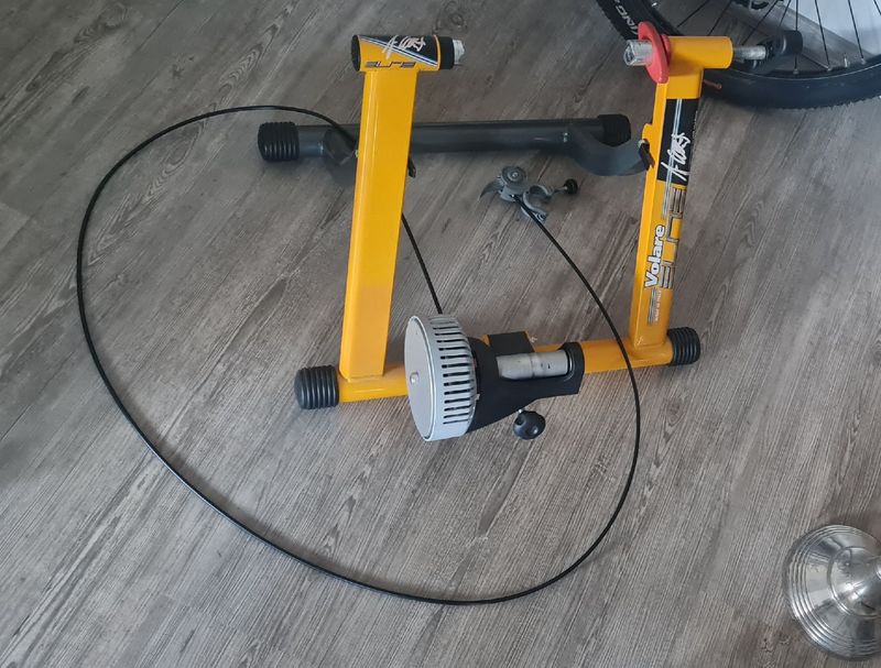 Used Elite Volare Mag Speed Rollentrainer Cycling Accessories