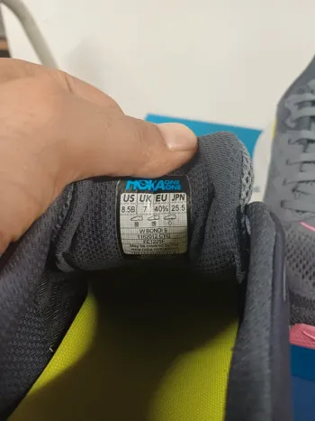 Hoka Bondi 9 bike d'occasion — image 7 sur 8