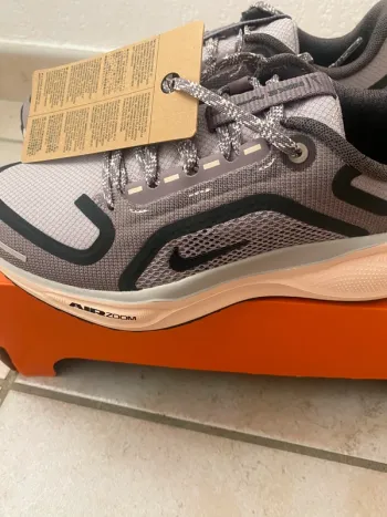 Pegasus Air Zoom Goretex bike d'occasion — image 4 sur 8