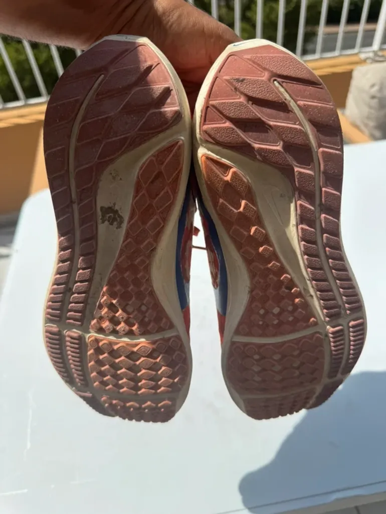 Gebrauchtes Nike Basket Shoes 41 bike — Bild 6 von 7