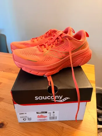 Käytetty Saucony Guide 18 bike