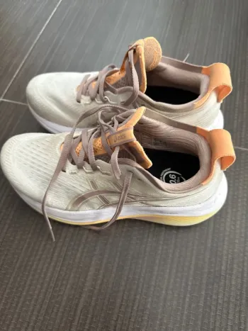 Used Asics Nimbus 27 bike — image 3 of 8