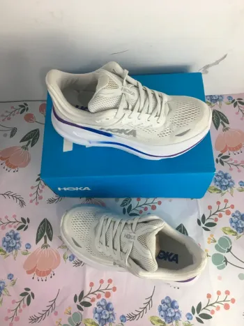 Hoka Bondi 9 bike d'occasion — image 4 sur 5
