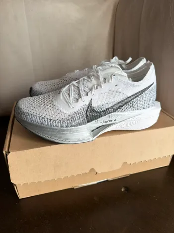 Nike Vaporfly 3 bike usato — immagine 2 di 10
