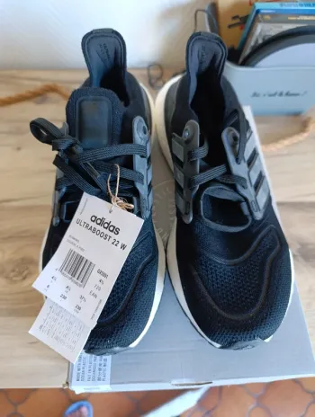Używany Adidas Ultraboost bike