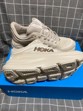 Tweedehands Hoka Shoes size 39 bike — afbeelding 5 van 8