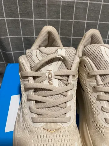 Tweedehands Hoka Shoes size 39 bike — afbeelding 3 van 8
