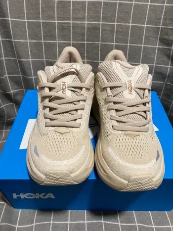 Tweedehands Hoka Shoes size 39 bike — afbeelding 2 van 8