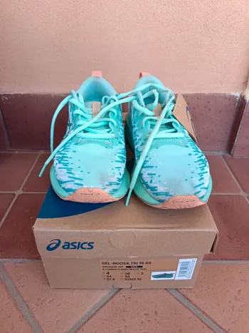 Käytetty Asics Scarpe running donna bike