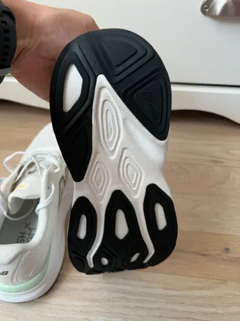 Käytetty New Balance Fresh Foam x Kaiha V2 bike — kuva 6 / 13
