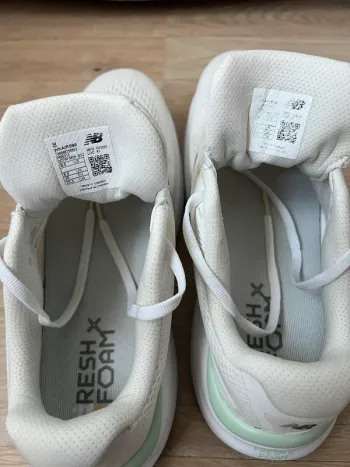 Käytetty New Balance Fresh Foam x Kaiha V2 bike — kuva 7 / 13