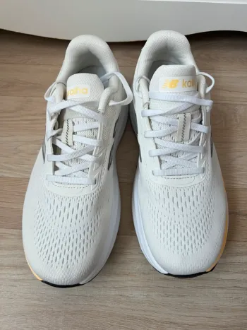 Käytetty New Balance Fresh Foam x Kaiha V2 bike — kuva 2 / 13