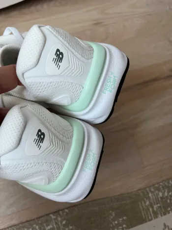 Käytetty New Balance Fresh Foam x Kaiha V2 bike — kuva 11 / 13
