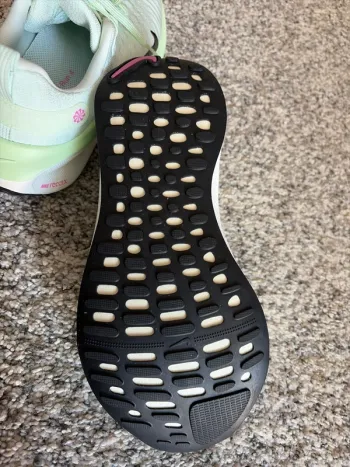 Used Nike React X Infinity Run4 bike — image 9 of 9