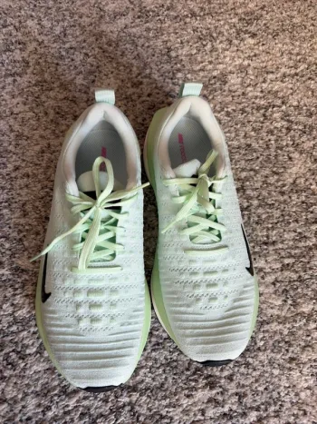 Used Nike React X Infinity Run4 bike — image 2 of 9