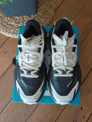 Tweedehands Hoka Speedgoat 7 bike — afbeelding 5 van 8