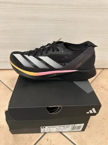Käytetty Adidas Adizero Takumi Sen 10 bike