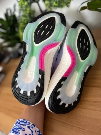 Używany Adidas Ultraboost bike — zdjęcie 4 z 7