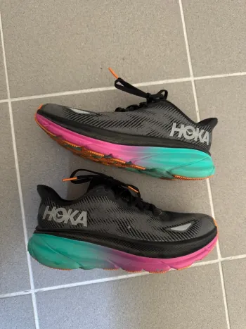 Used Hoka Clifton 9 GTX bike