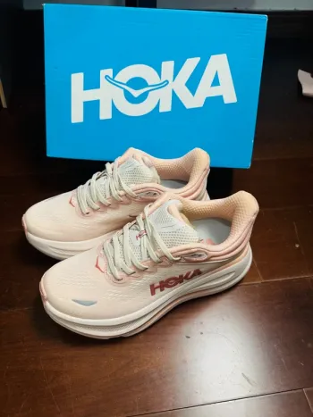 Hoka Bondi 9 bike d'occasion — image 3 sur 5