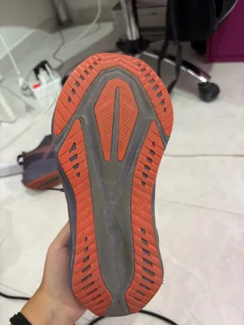 Tweedehands Asics Running Shoes bike — afbeelding 3 van 5