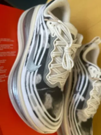Nike Vomero Plus SE bike de segunda mano — imagen 4 de 9