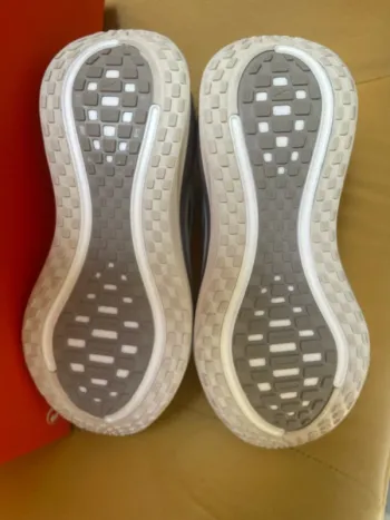 Nike Vomero Plus SE bike de segunda mano — imagen 7 de 9