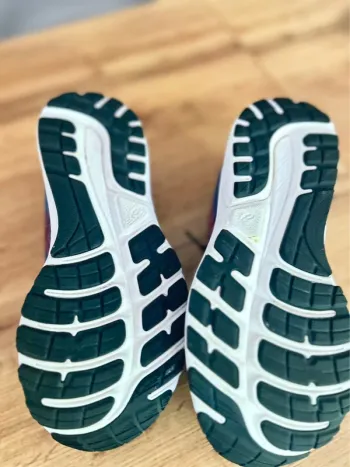 Używany Asics Running Shoes bike — zdjęcie 6 z 6