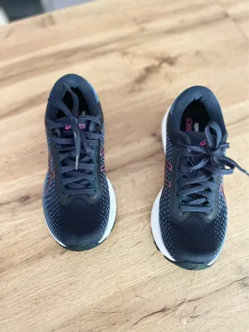 Używany Asics Running Shoes bike — zdjęcie 2 z 6