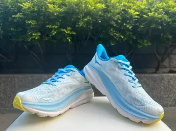 Used Hoka Clifton 9 bike — image 2 of 7