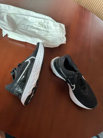 Brugt Nike React Infinity Run Flyknit 3 bike — billede 2 af 6