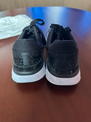 Brugt Nike React Infinity Run Flyknit 3 bike — billede 3 af 6