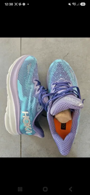 Used Hoka Clifton 9 bike — image 3 of 5