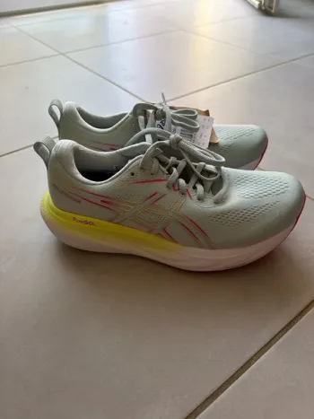 Używany Asics Pure Gel bike — zdjęcie 2 z 5