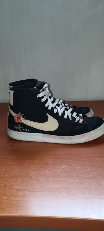 Brugt Nike blazer mid 77 Running Shoes