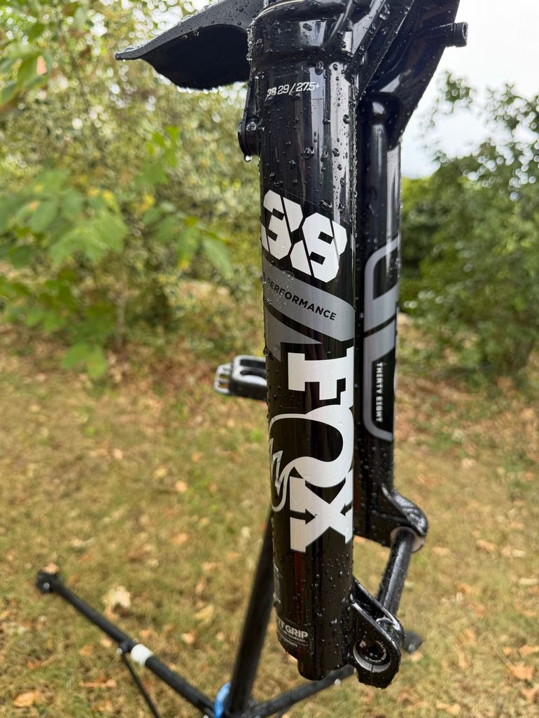 Käytetty Fox 38 2026 bike — kuva 2 / 3