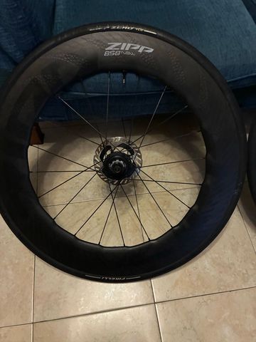Brugt Zipp 858 NSW Disc 2024 bike — billede 3 af 11