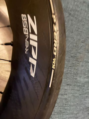 Brugt Zipp 858 NSW Disc 2024 bike — billede 5 af 11