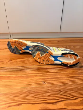 Używany Adidas Adizero bike — zdjęcie 3 z 4