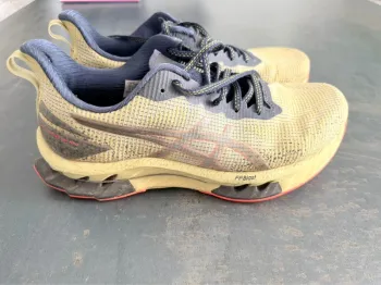 Used Asics Gel-Kinsei Blast bike