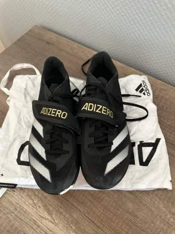 Adidas Hochsprung Spikes bike d'occasion — image 5 sur 5