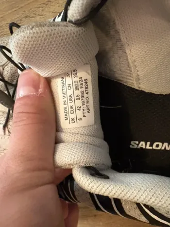 Used Salomon Chaussure de Trail bike — image 3 of 3