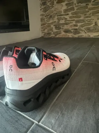 Gebrauchtes On Running On Cloud bike — Bild 6 von 7
