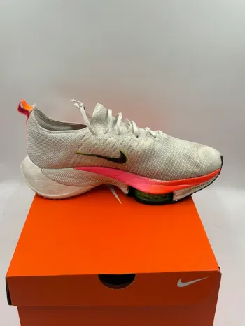 Used Rose Air Zoom Tempo NEXT% Flyknit bike — image 8 of 11